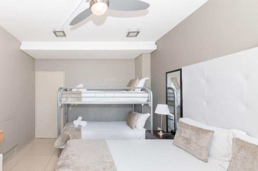 2 Bedroom Property for Sale in Bloubergstrand Western Cape